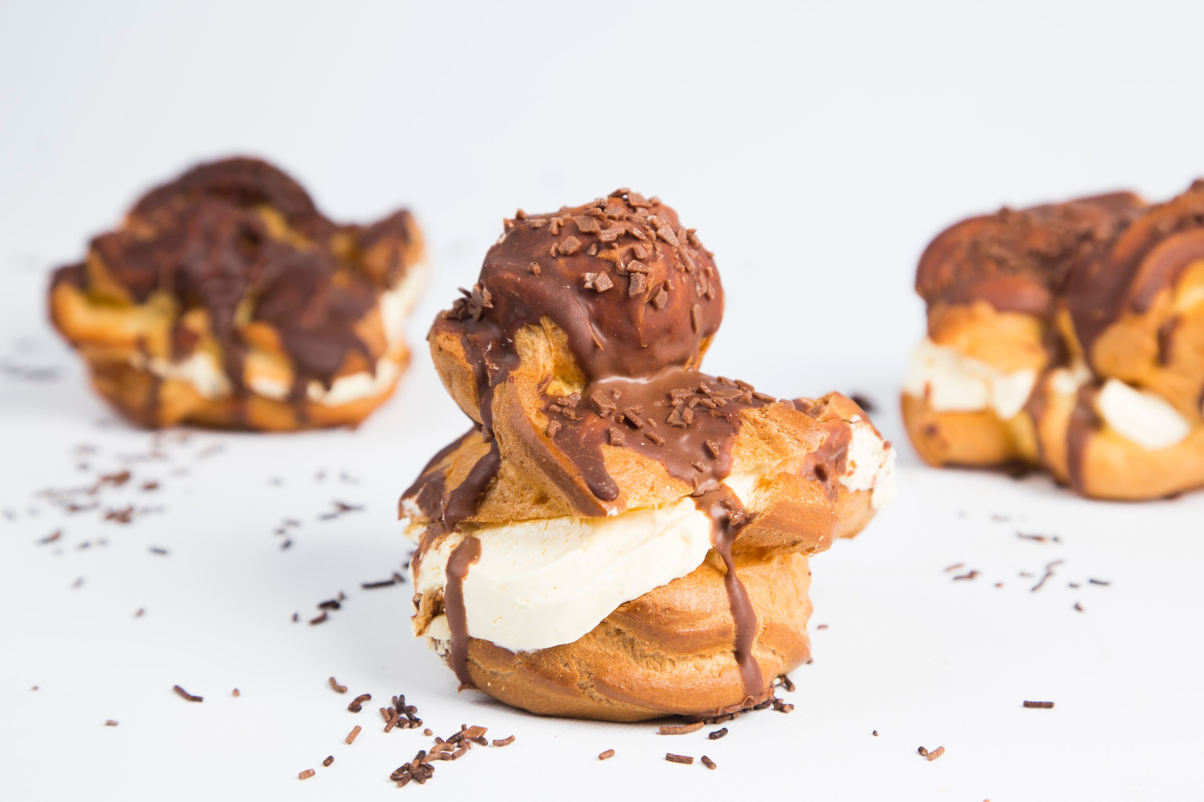 Еклер с шоколад